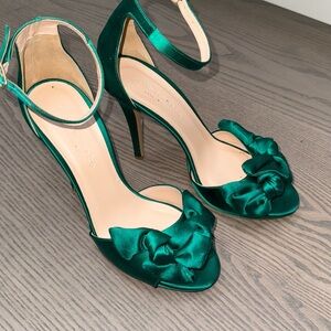 Club Monaco Emerald Green Satin Heels size 40